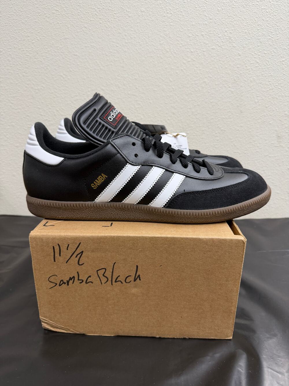 Adidas Samba Classic Black White Gum US 11.5 NEW